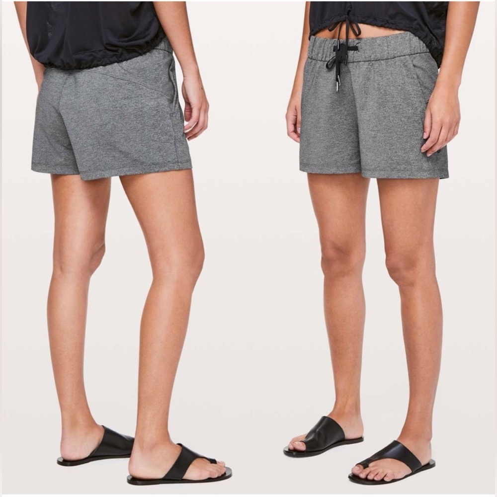 Lululemon On The Fly Shorts, Dark Grey, Great Condition